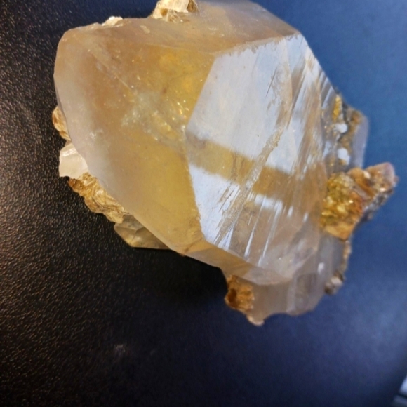 THE MOST AMAZING CITRINE QUARTZ CRYSTAL SPECIMEN 602 GRAMS - Picture 3 of 5